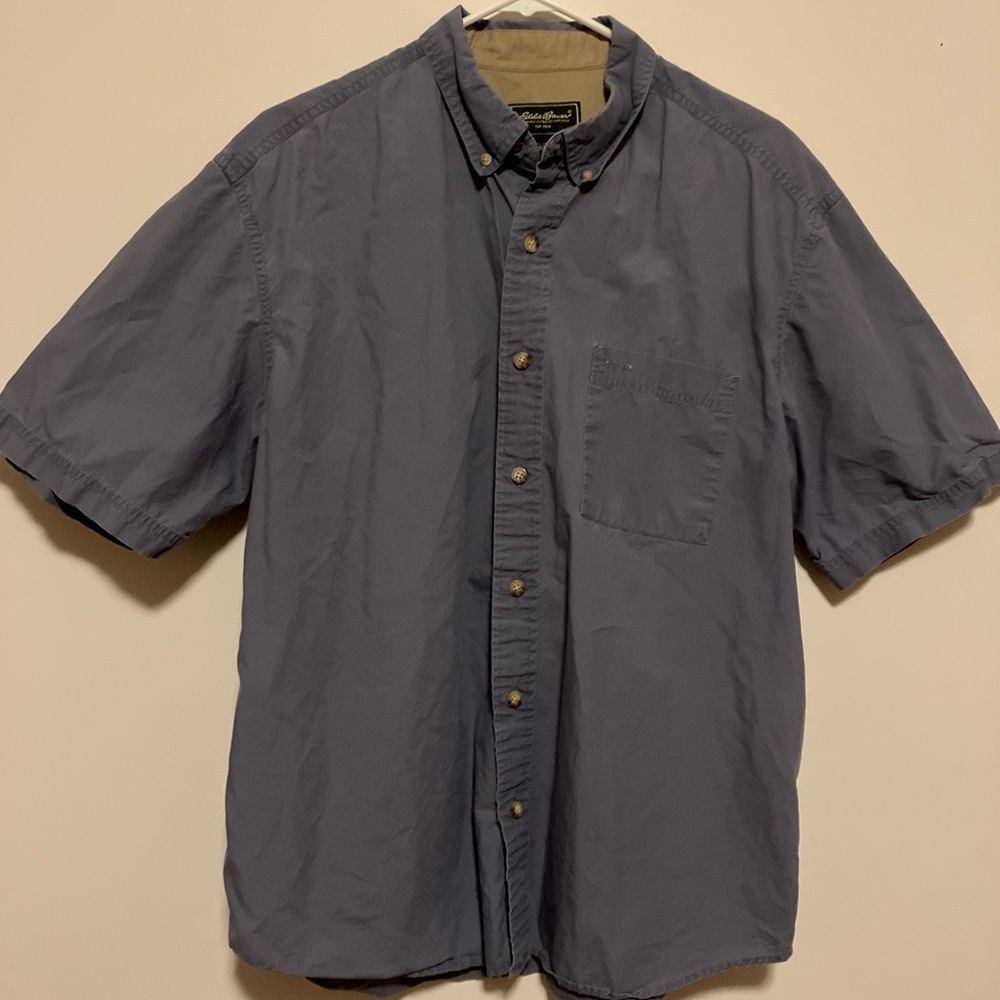 Eddie Bauer Size Large Men Button Up Shirt Blue